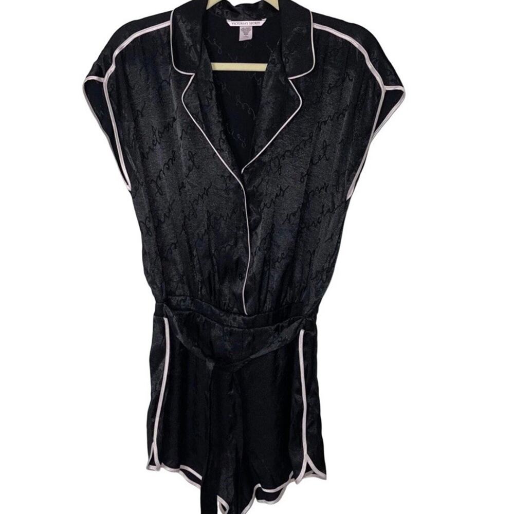Victoria's Secret Romper Pajamas Womens Medium Black Elastic Waist Satin Logo